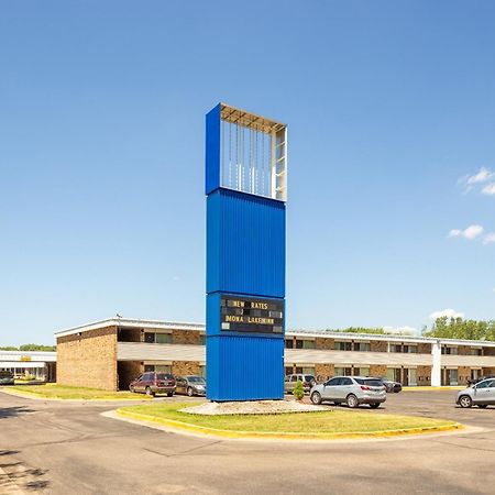 Oyo Hotel Mona Lake Muskegon Extérieur photo